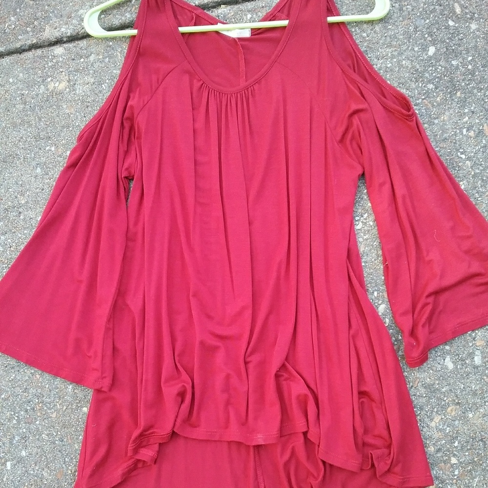 Flowy Red Top